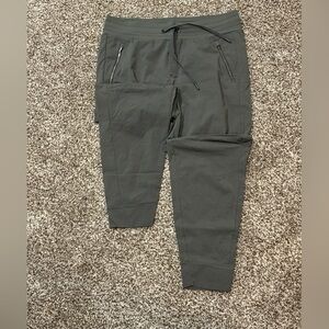 Athleta Trekki North Midrise Joggers